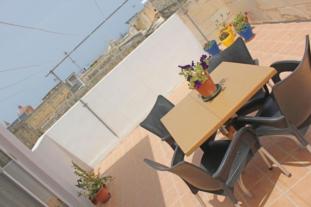 That Little Zurrieq ภายนอก รูปภาพ